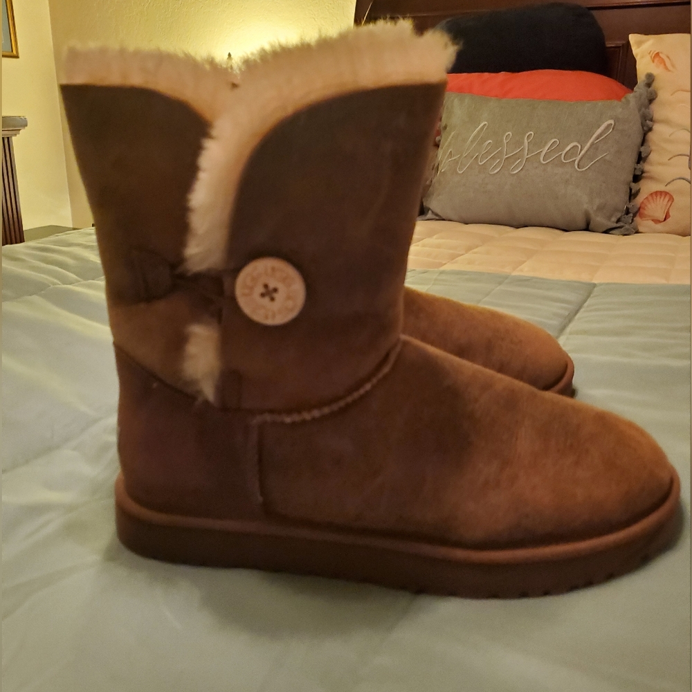 UGG Bailey Button Bomber boots